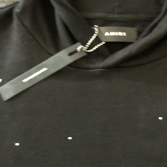 comes with tags